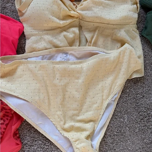 Colorful Swimwear Collection - Picture 6 of 9